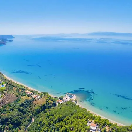 Dora Willa Trapezaki (Kefalonia)