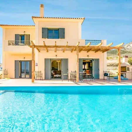 Dora * Trapezaki (Kefalonia)