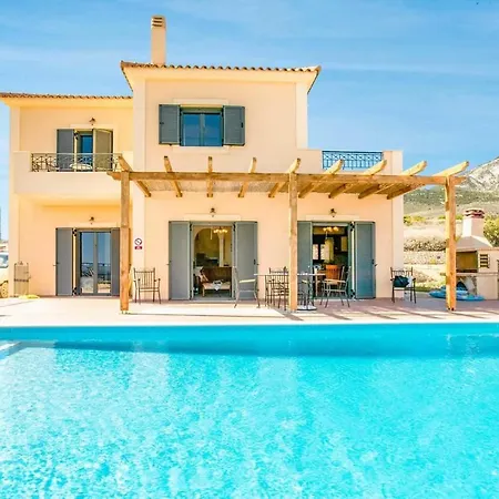 Dora * Trapezaki (Kefalonia)